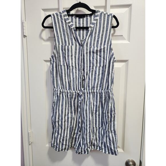 Kelly Renee Women's stripped shorts jumper - Picture 1 of 6